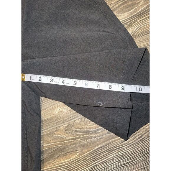 Volcom Men's Surf & Turf 4 Way Stretch Shorts. Size 28. Gray. NWOT. Y - Picture 3 of 9